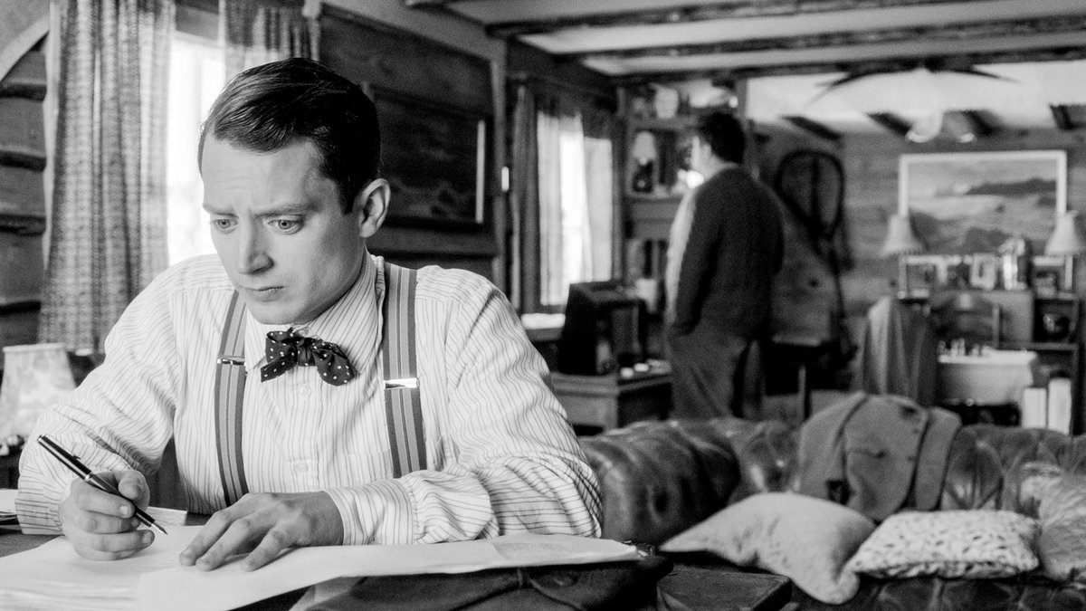 SundanceFrance's tweet photo. #SetFireToTheStars avec l'excellent #ElijahWood (Le Seigneur des anneaux), Γ ne pas manquer ce soir Γ 20h35 ! #SundanceTV https://t.co/gkS4c8liwR