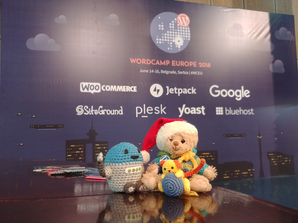 bubithebear's tweet photo. Fun time with my friends @manny @GoDaddy &amp; #Wapuu 
#WCEU https://t.co/vckl7dILKM