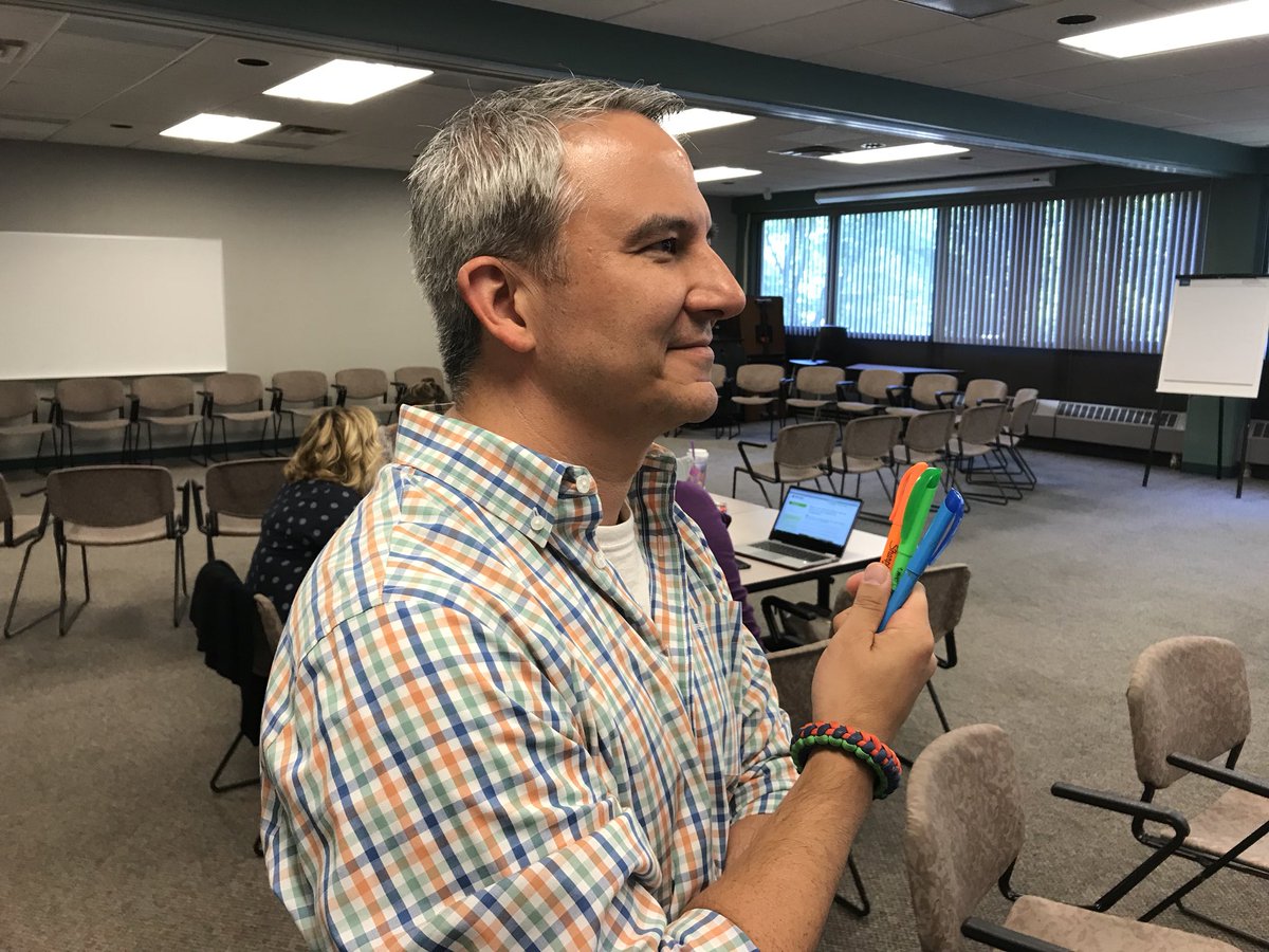 SciEdKlein's tweet photo. Continuing the journey into 3-Dimensional learning and the new NGSX Elementary pathway with the ever fashionable @richbacolor  #NerdGSS https://t.co/yY1SbfTwzw