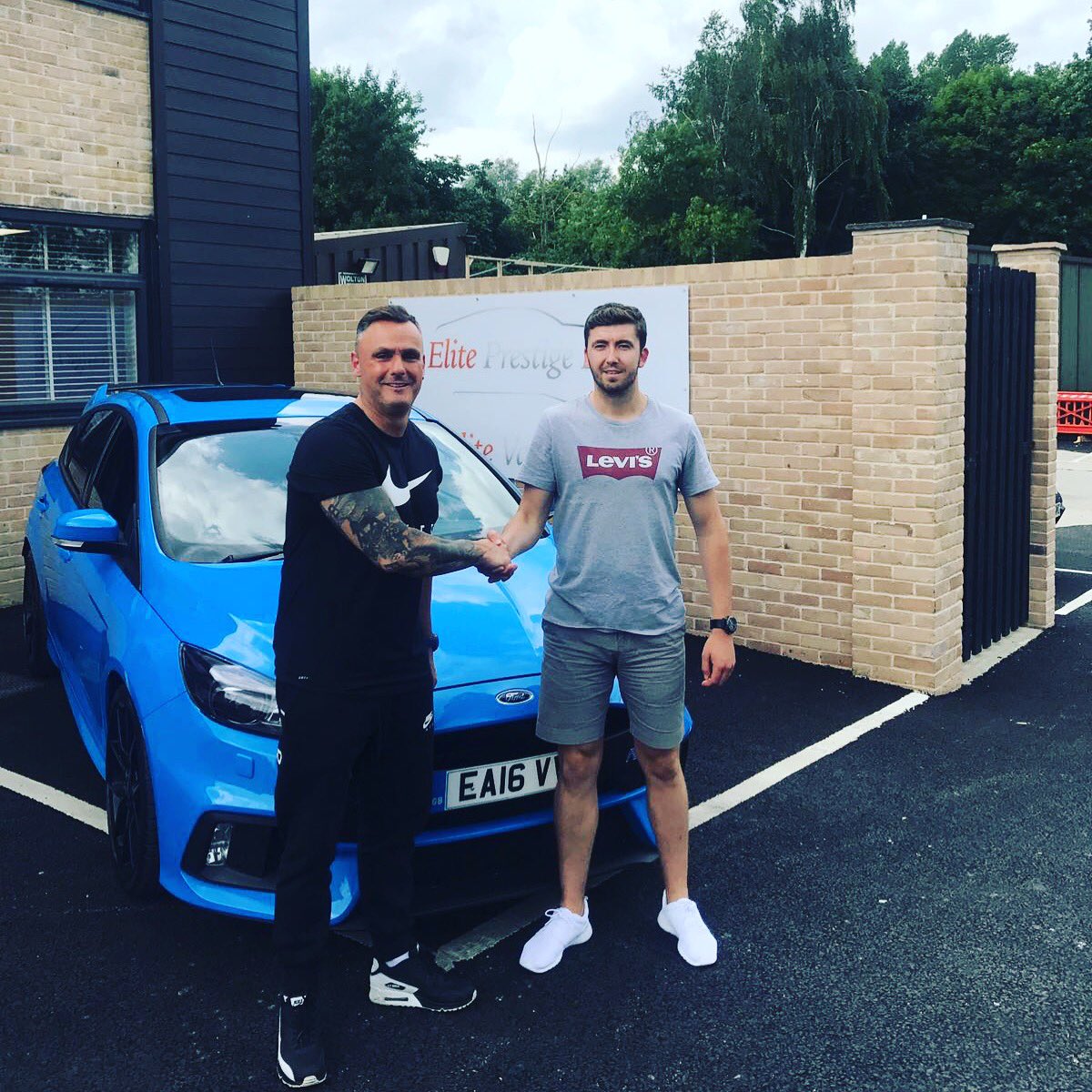 EliteVansLtd's tweet photo. Friday deal ✅🔵🏎! This customer traded in his Focus RS for the newest model. This was all arranged through Close Brothers Motor Finance at a competitive rate and his previous model part exchanged #elitevansltd #focusrs #nitrousblue https://t.co/p7w6Ez7bhL
