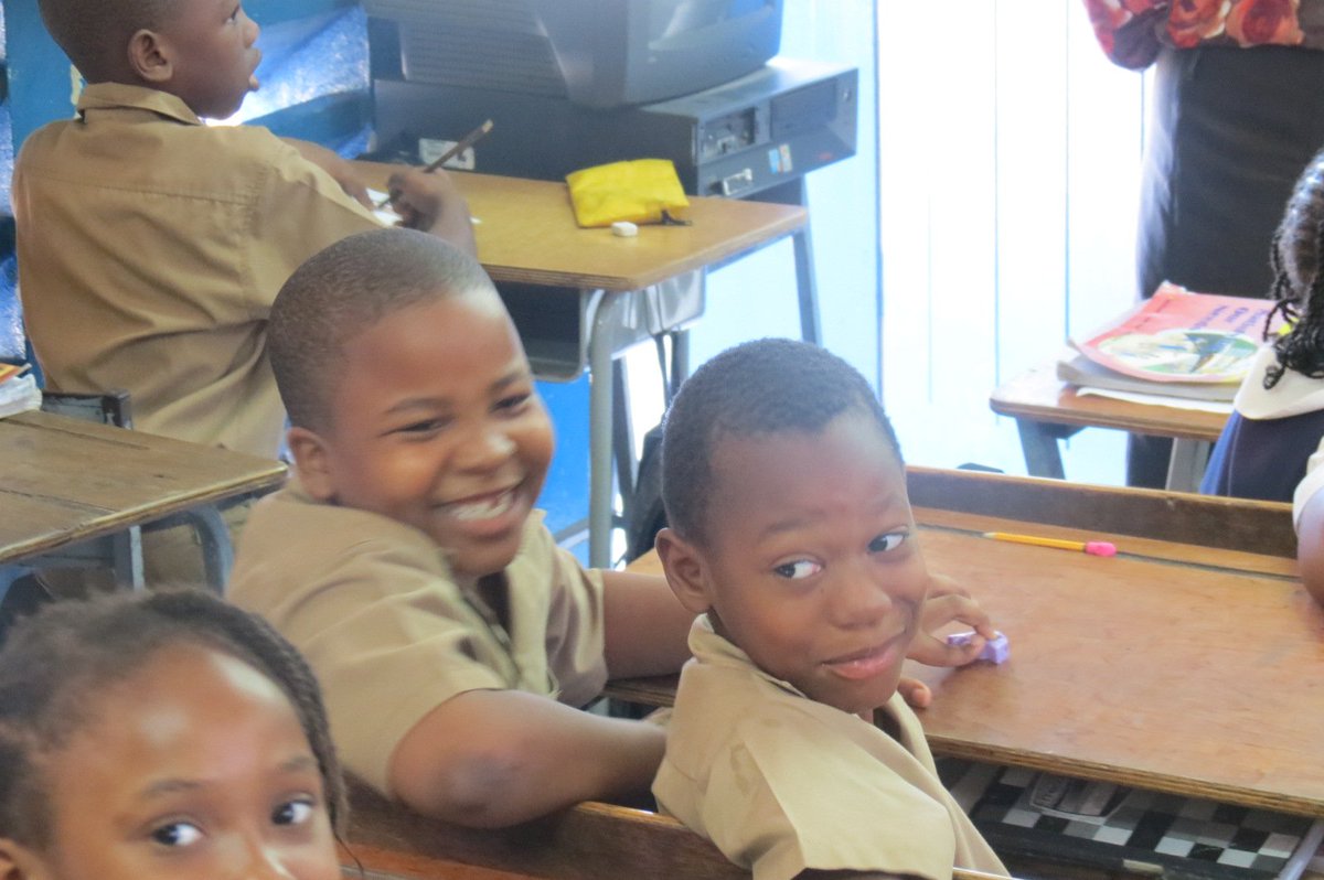 netjamaica's tweet photo. "Children who grow up feeling loved deeply, become adults pre-wired to love deeply" Karen Salmansohn #together4educationja #HappyFriday 🇯🇲 https://t.co/3KkLRWEkFc