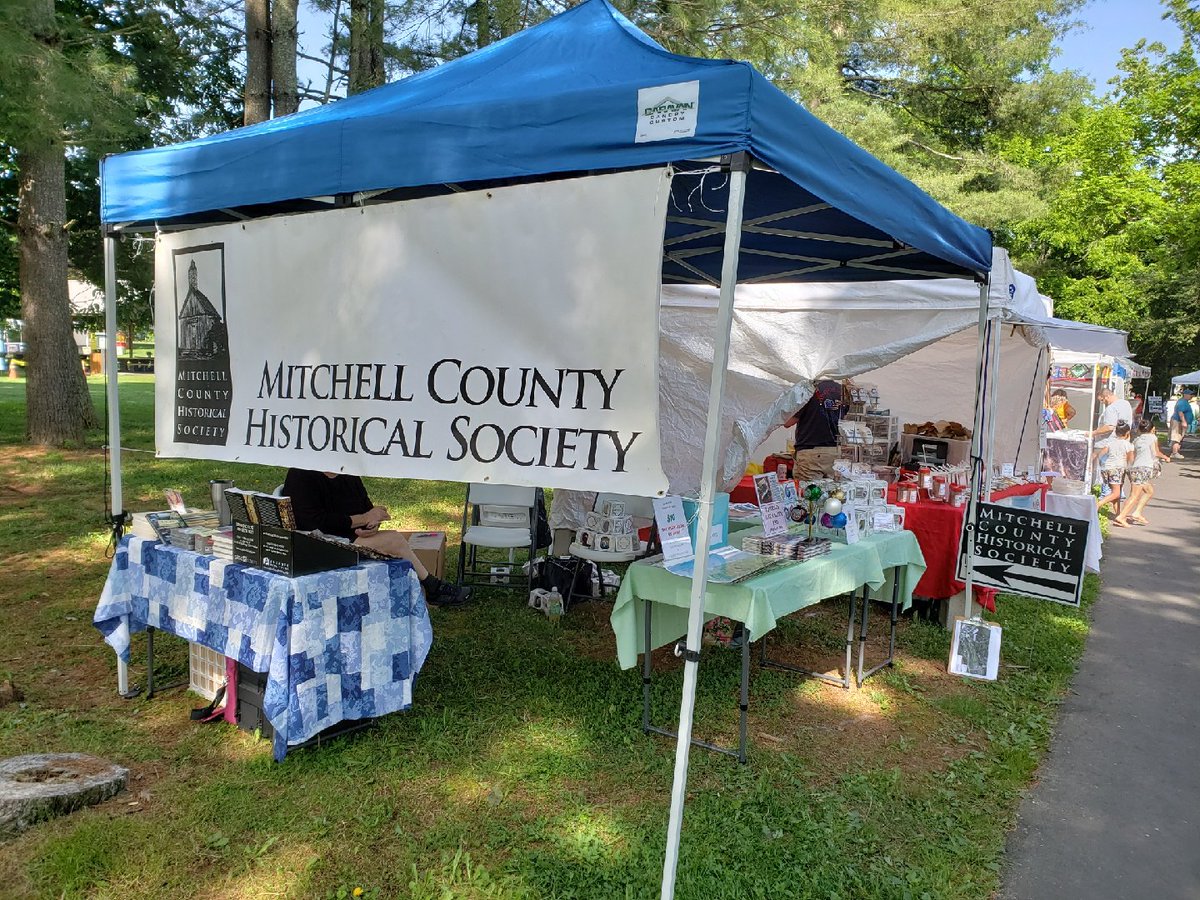mitnchist's tweet photo. The 72nd NC Rhododendron Festival is underway in Bakersville! MCHS is there and we invite you to stop by and visit our booth at the Craft’s Fair. We have our new Cloudland Hotel Christmas ornaments for sale along with books & info about the area. #ExploreMitchell #RoanMountain https://t.co/p3BB0bHggs