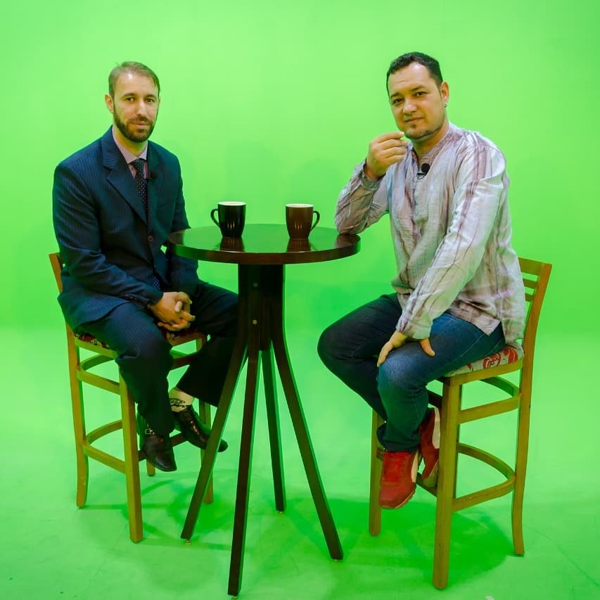 RogeriomottaM's tweet photo. Olha Angelo Matos na gravação do Programa Entre-Vistas pela Rede Premium de televisão.
#RedePremium #ProgramaEntreVistas https://t.co/KqZTXF9hzD