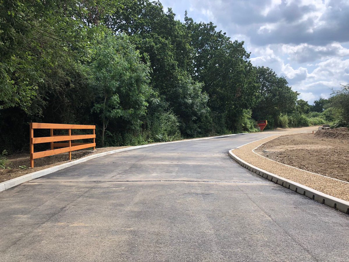 SMI_MPF's tweet photo. Today MPF Course 54 handed over their project to the client. Four weeks of hard work and determination has paid off. Well done lads, great achievement 🏆@EngineeringWing @CommandantRSME @Proud_Sappers @PEW_CI @1RSMERegt https://t.co/ZOcLr7UPL3