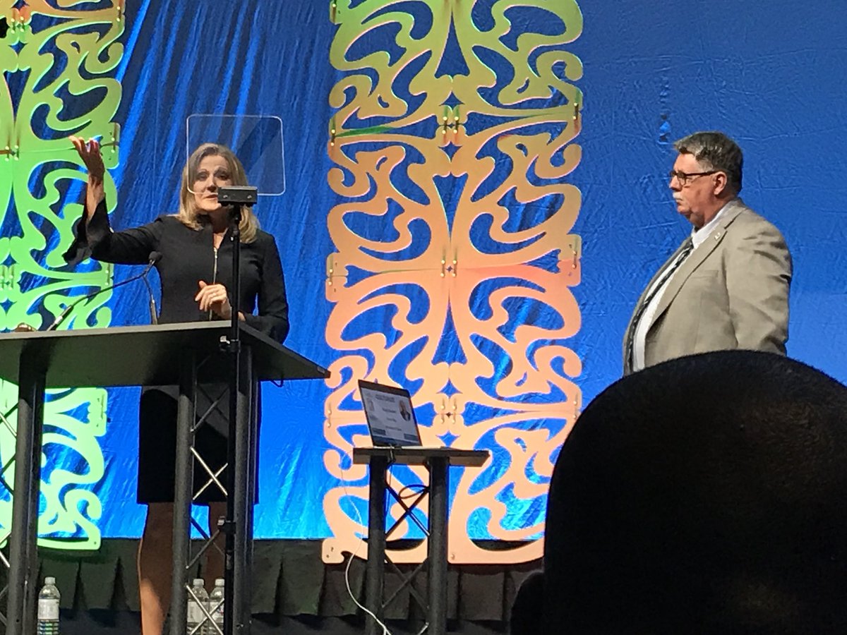 aprilharris425's tweet photo. It is an honor and privilege to work with the 2018-19 TASSP President! Congratulation Dr. Cox @MidwayMS @CoxHerb @MidwayISD #TASSP18 https://t.co/xDKAuDKPd6