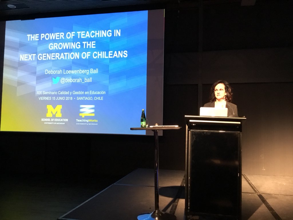 UDD_cl's tweet photo. #ExpoEduca | Expone @deborah_ball, quien fue decana por 11 años de la Facultad de Educación de la U. de Michigan, donde desarrolló TeachingWorks, programa de formación de profesores expertos en prácticas pedagógicas de alto impacto en el aprendizaje, del cual hoy es directora https://t.co/dxzanmQCYQ