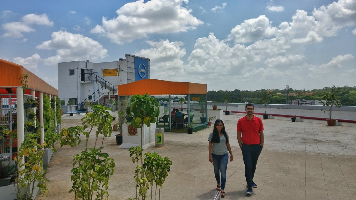 SumanaSrivastav's tweet photo. Beautiful workspaces makes for happy workspaces. Enjoying the Friday afternoon sun!!
#lifeatdell #Iwork4Dell #workspace #happyworkspaces #FridayFeeling #FridayFun https://t.co/YZSe3Mept5
