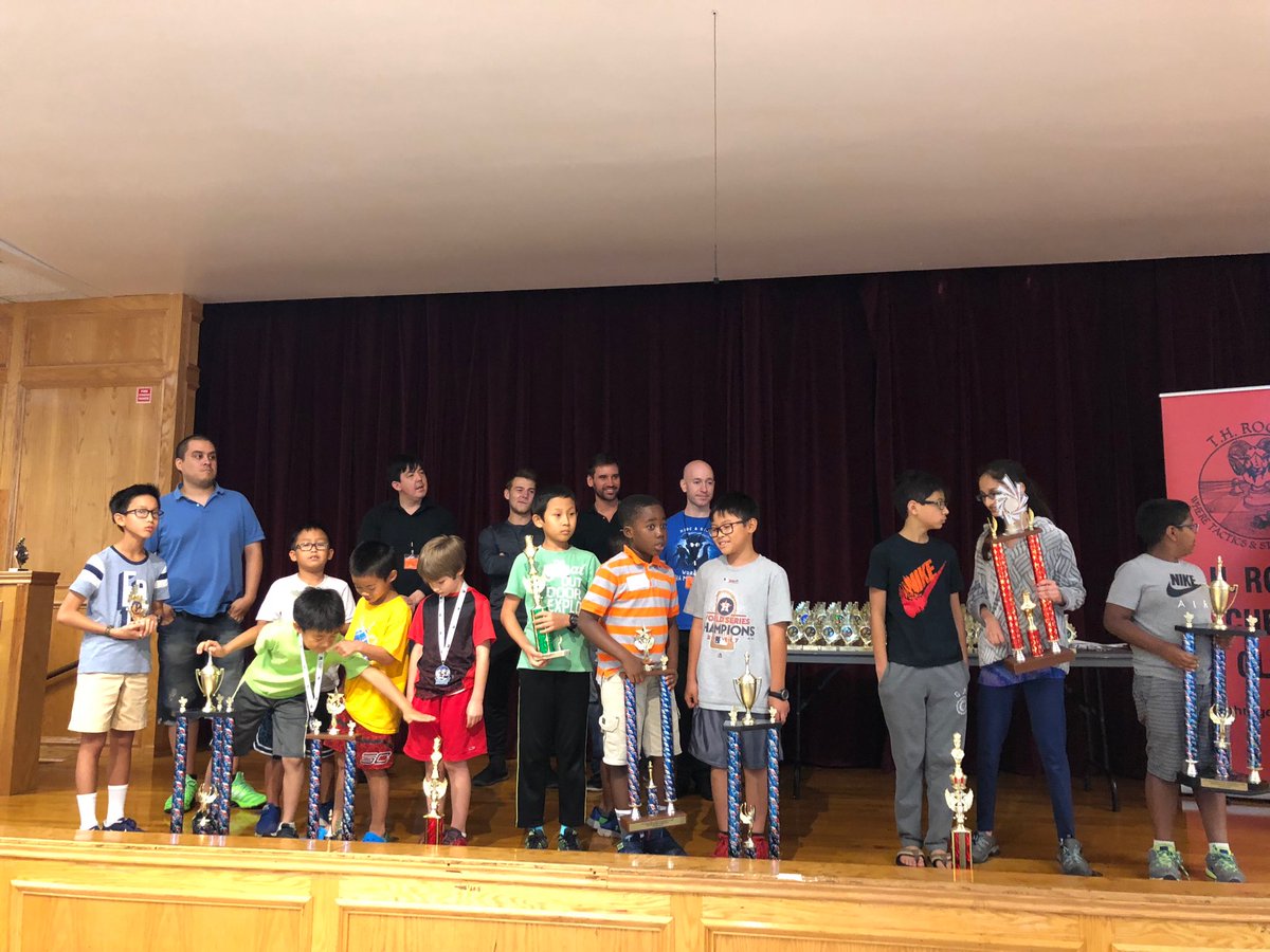 throgers1 tweet media