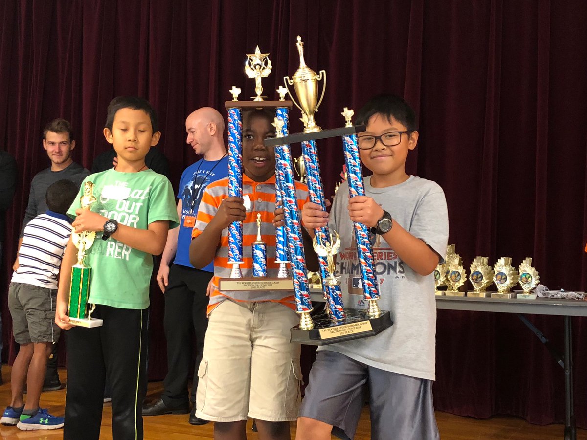 throgers1 tweet media