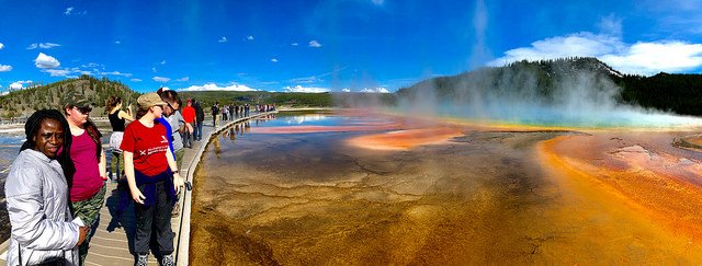 IUKokomo's tweet photo. Biology, geological formations, and bears… oh my! Yes, we went there, maybe you can go to Yellowstone, too! #myiuk #MyIUKEY #geology #HotSpot #FieldExperience #biology #english #NotOz @YellowstoneNPS https://t.co/cAUtw4bYXQ https://t.co/lZ9ZX0lCOo