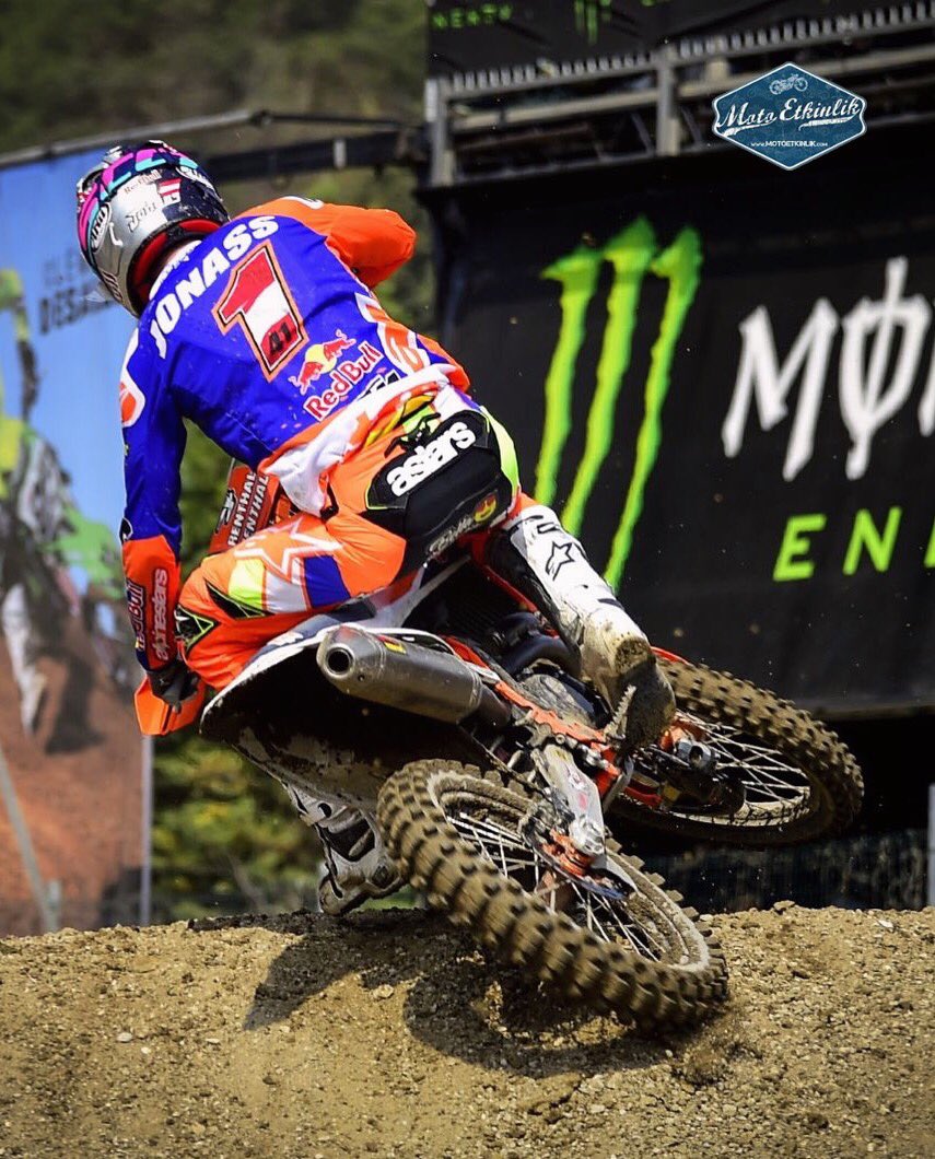 MotoEtkinlik's tweet photo. #MXGP Şampiyonasında Sıradaki Adres #İtalya!
30 Ağustos-02 Eylül‘de Dünya Motokros Şampiyonası ile birlikte yapılacak Uluslararası #Afyon #Motosiklet Festivali’nde #Athena, Ceza ve Demir Demirkan konserleri ve 20’ye yakın spor etkinliği düzenlenecek #turkeymxgp #tmf #motoetkinlik https://t.co/eVawGPirgL