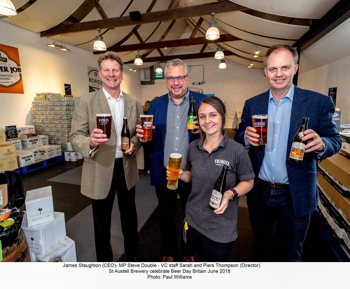 StAustellBrew's tweet photo. @stevedouble took us up on #BuyOneTryOne, to celebrate @BeerDayBritain & pick his free #smallbatchbrew & say #CheersToBeer!
@Tribute_Ale @properjobale @KorevLager #NationalBeerDay #FridayFeeling https://t.co/JbXK8OAcNX