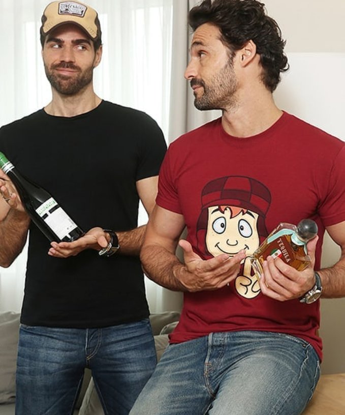 IvanSanchezArg's tweet photo. Nuestro @ivansanchezz_ Estuvo en @AlgoPasaCom Mega divino 💙 https://t.co/zgMR3hMM7X