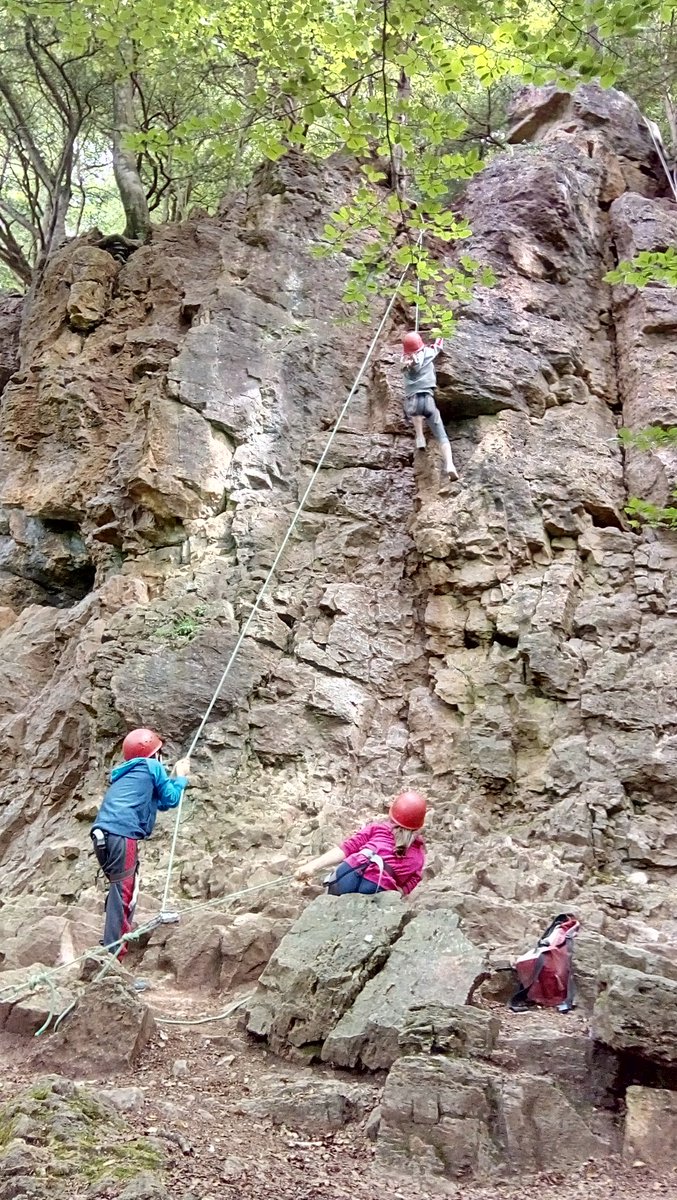 simon_dieppe's tweet photo. Y6 climbing new heights at Symonds Yat Rock. @winterfoldhs @daldred007 https://t.co/3WljTZGPkX