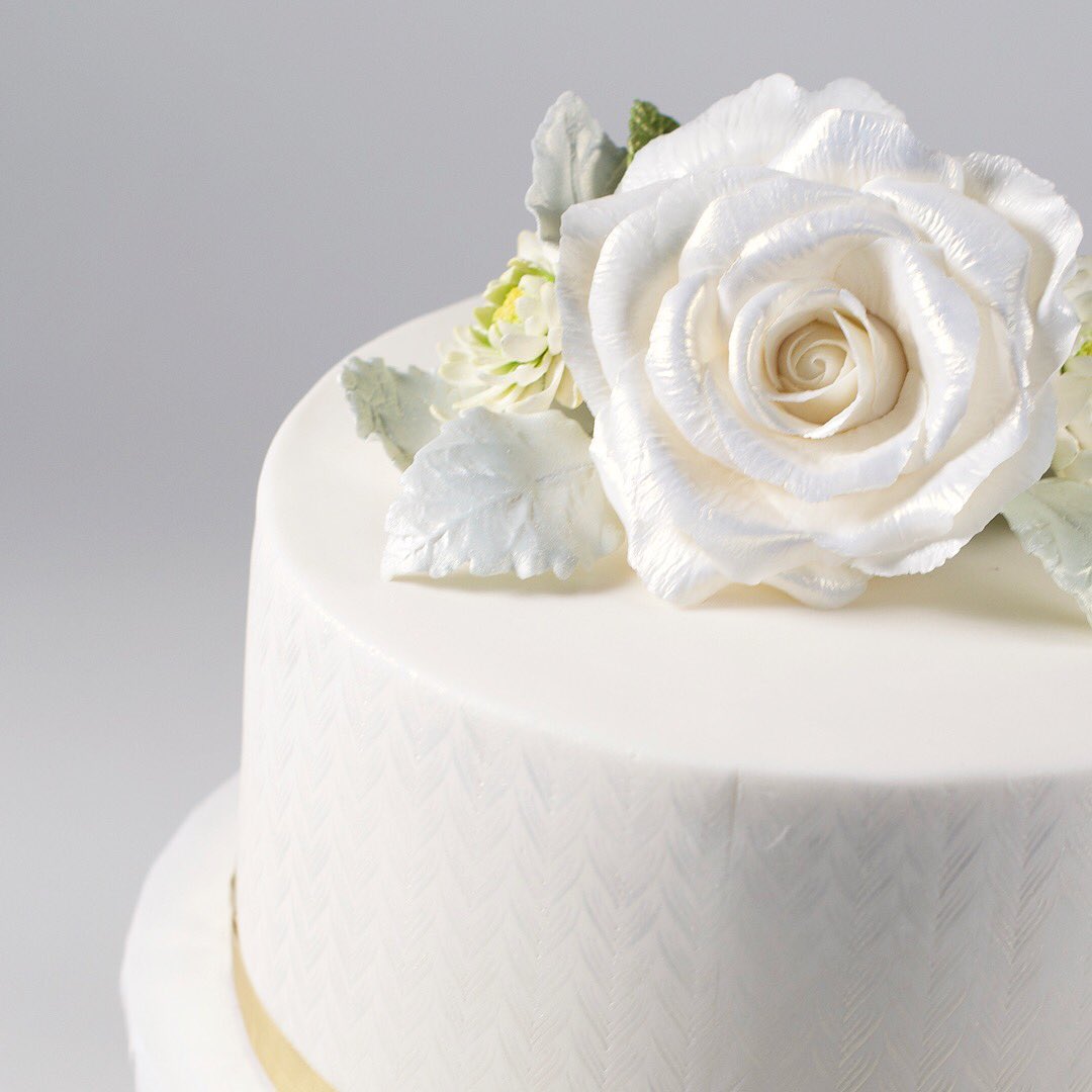 chietopia's tweet photo. My niece, Mikaela, is kind-hearted, loving, caring, intelligent, and responsible. At her confirmation, I sat back at church wiping away my tears because I’m so freaking proud of her.
Here’s Mikaela’s Confirmation cake, a reflection of the beautiful soul that she is. #Chietopia https://t.co/2pgpPuXZO7