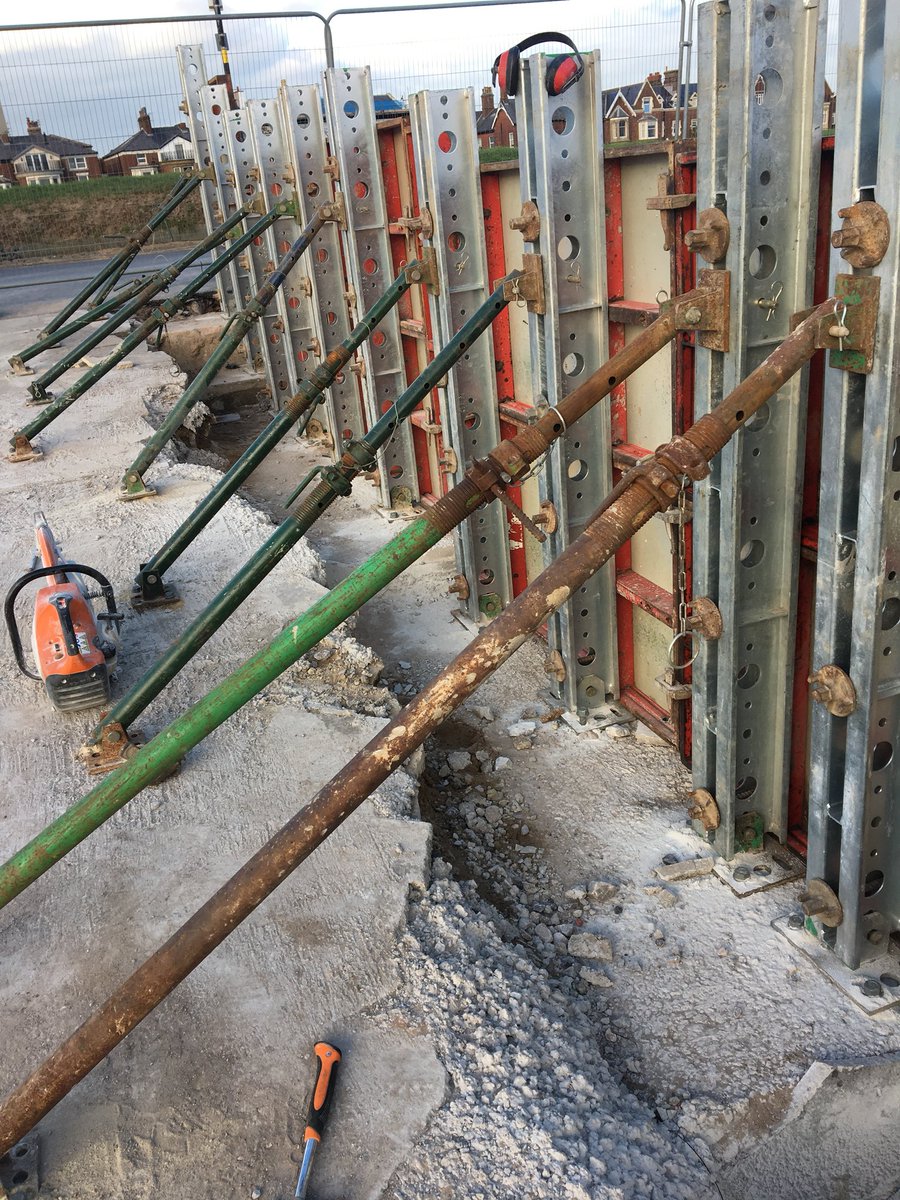 LandEngLtd's tweet photo. Some before during and after images of #MusselTank renovation #Lytham Great #opticalillusion paving from @Hardscape_ENG design by  @BCALandscape https://t.co/zEquibvujh