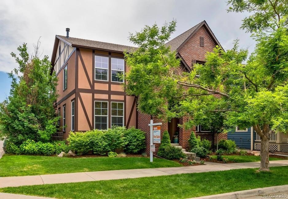 jpindenver's tweet photo. This week's real estate update includes 12 new listings and some Thrive quick-move-in options in Bluff Lake!
(Our Friday real estate updates are meant to be a "roundup" type post- Many of the listings in these posts are not our company's listings.)
https://t.co/UeSsCCTrvw https://t.co/yIgkfAGp7U