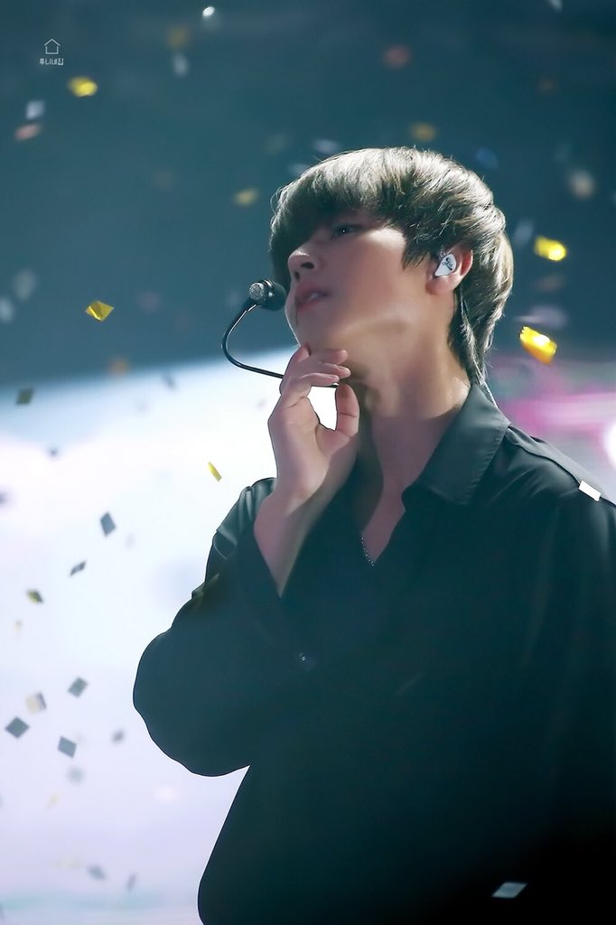 frombaktobao's tweet photo. (💖D-88) เอาจริงนี่ว่าในโปรดิ๊ว รายการจัดแรงก์ให้พจฮผิดอะ ตอนแรกอยู่คลาส C แล้วค่อยเปลี่ยนเป็นคลาส B ใช่ป่ะ แต่ความจริงแล้วพี่เค้าควรอยู่คลาส D ตั้งแต่แรก เพราะว่างาน”ดียยยยยยยยยยยย์”มากกกกก https://t.co/xHPFbcEfQ2