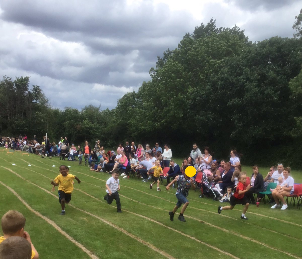 AldermansGreen's tweet photo. Reception Sports Day 🏃🏾♀️🏃🏻🏃🏼♀️🥇🥈🥉 #agcps #agcpsRC #sportsday #earlyyears #eyfs https://t.co/bU425elXoe