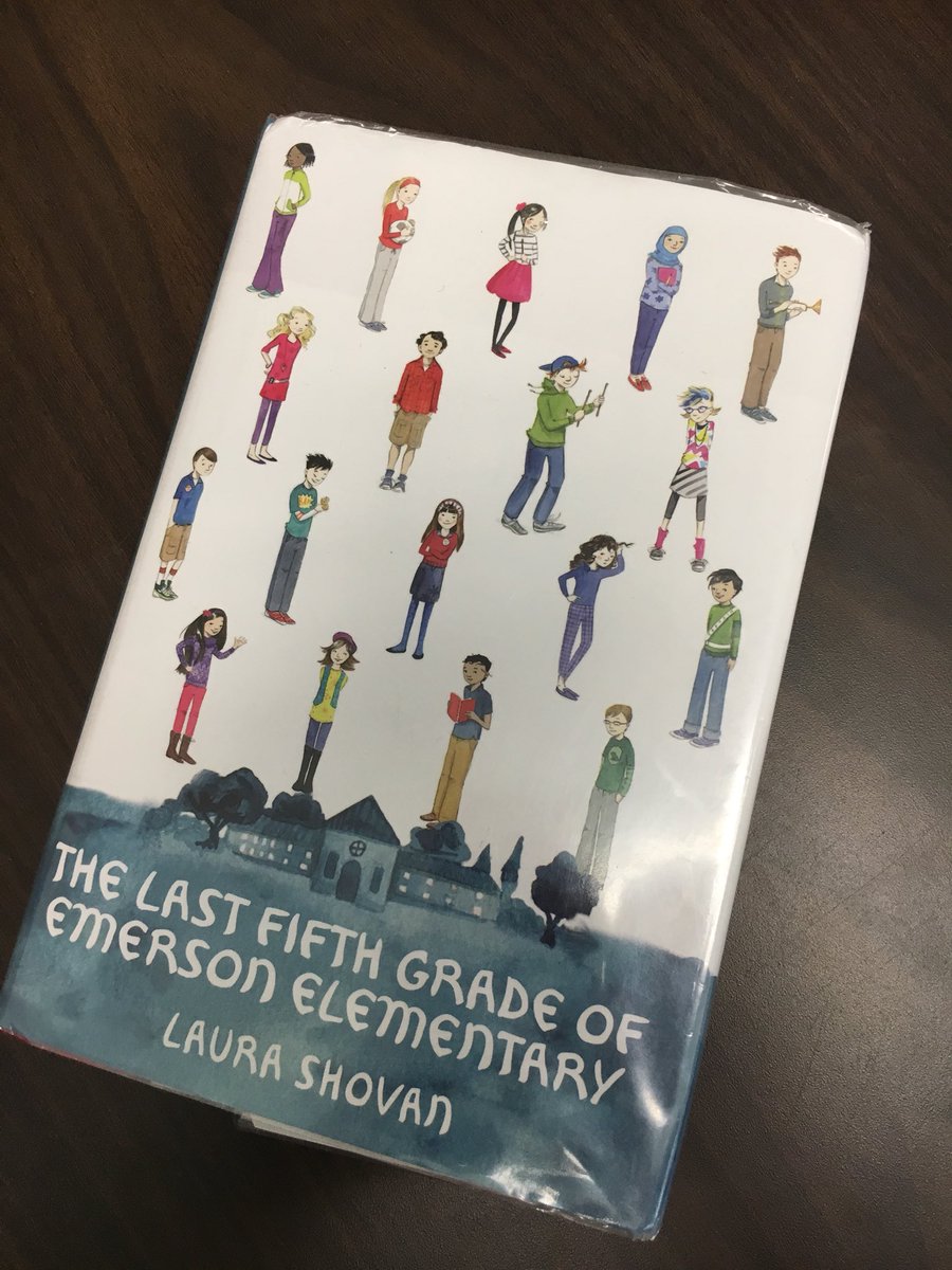 KCreadsALOT's tweet image. So I tried something new: book recommendations this year: index cards from current students to future students inside books. This year’s Ss are jealous they didn’t get any, but they started a booklove tradition 😊📚❤️