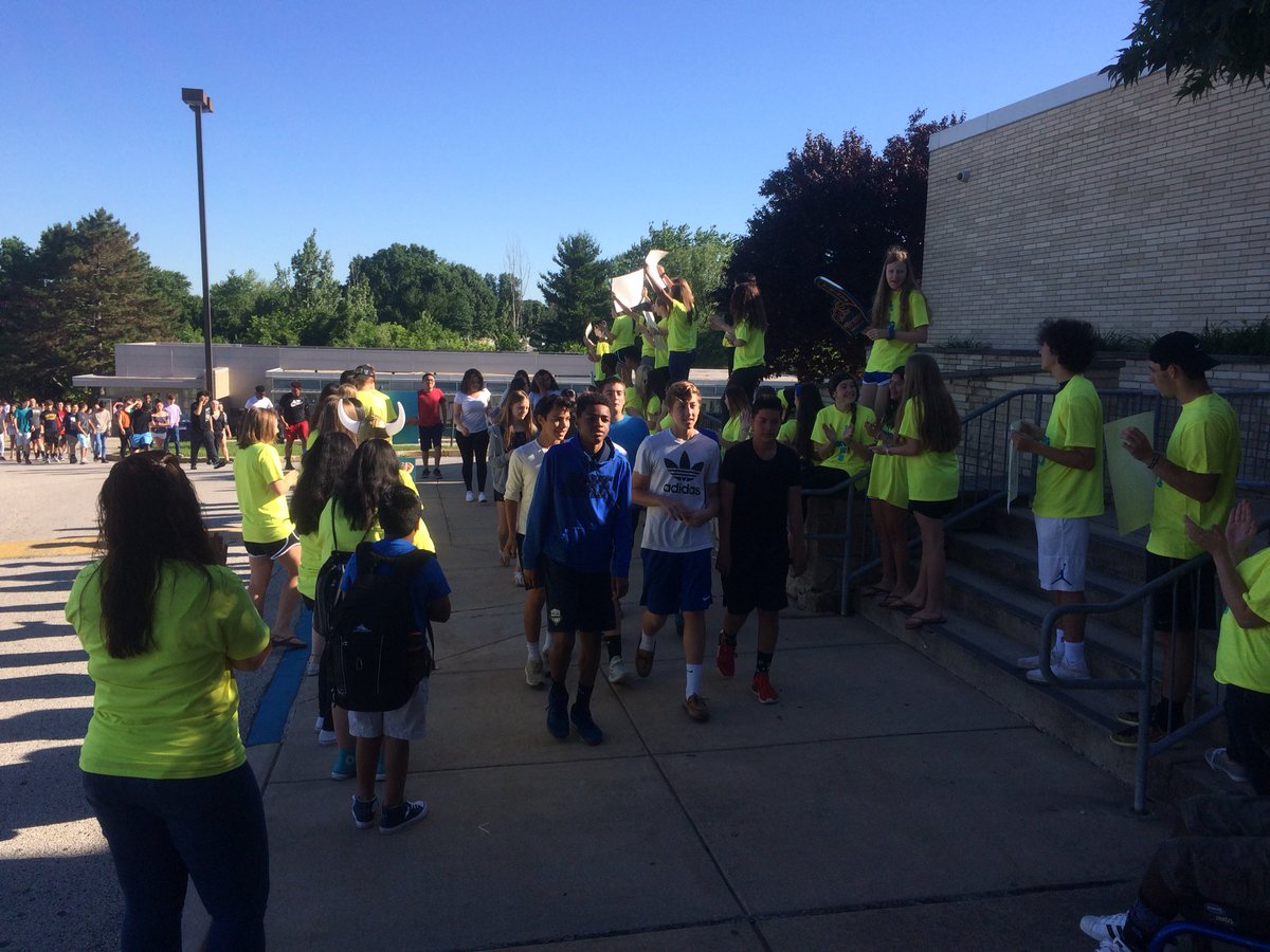 Tom Campbell (@thomasacampbell) on Twitter photo Lots of energy in the HS this morning as the Viking Links, teachers, clubs and sports welcomed the class of <a href="/UpperMerion2022/">UM Class Of 2022</a> to the building! Lots of energy in the HS this morning as the Viking Links, teachers, clubs and sports welcomed the class of <a href="/UpperMerion2022/">UM Class Of 2022</a> to the building!