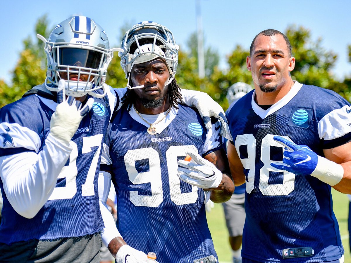 dallascowboys's tweet image. MOOD 🤟 #FridayFeeling