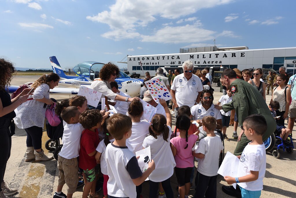 Conclusa alla 46ª Brigata Aerea una giornata di gioia, amicizia e condivisione per promuovere superamento di ogni barriera.Grazie <a href="/weflyteam/">WEFLY! TEAM</a>