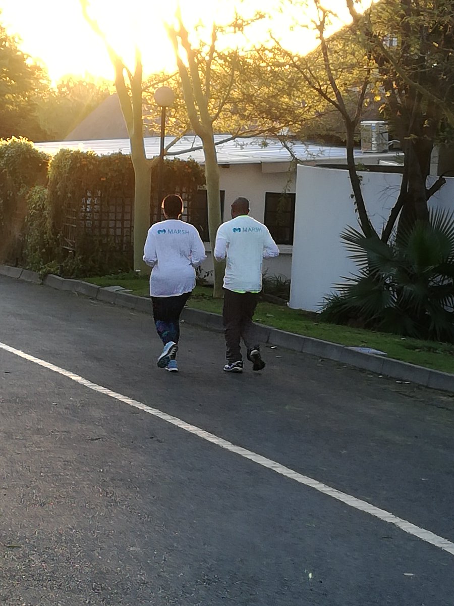 SiphaM10's tweet photo. #IIGFunRun #YourIIG #ClassOf2018 https://t.co/6wDxnFBvBK