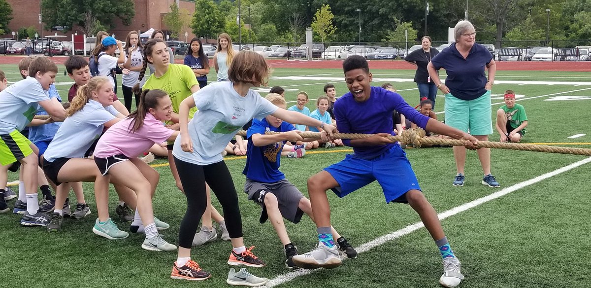 Team7CMS's tweet photo. Field day fun! #connectcms https://t.co/HVGTr3hBeg