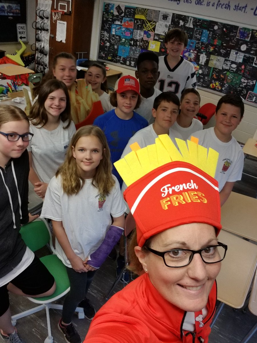 Team7CMS's tweet photo. Field day fun! #connectcms https://t.co/HVGTr3hBeg