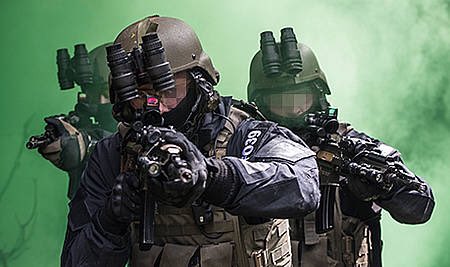 Privileged to be on the Hill of Allen today, fabled location of the ancient Celtic warriors, Na Fianna, to witness successful candidates from <a href="/defenceforces/">Óglaigh na hÉireann</a> Special Forces Course receive their coveted green berets  - a symbol of their skill, sacrifice &amp; commitment #SOF #ARW