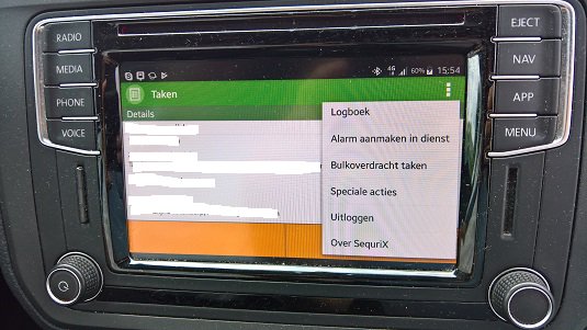 GerardCorbier's tweet photo. @SequriX Ook leuk. Software is er uiteraard niet voor gemaakt maar via MirrorLink SequriX geprojecteerd in onze dienstauto, de VW Caddy. https://t.co/nvKlQW7sid