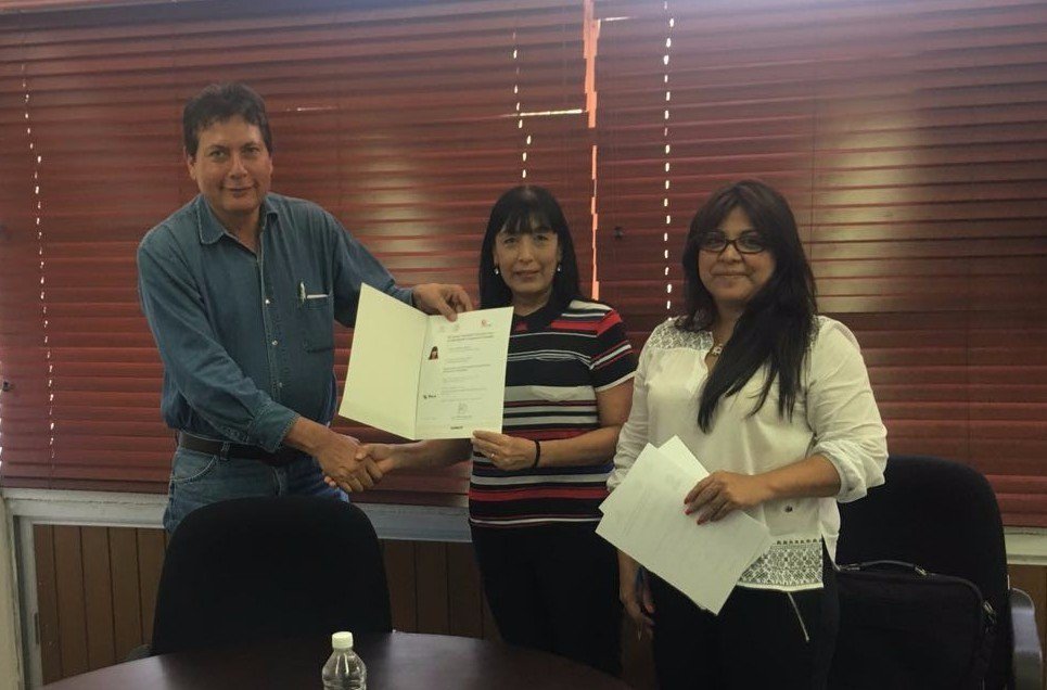 incarural's tweet photo. Reunión de entrega de certificados del estándar de Competencia EC0217, participan el Subdelegación de Planeación y Desarrollo Rural, INCA Rural, C. E. SENACATRI y Extensionistas. https://t.co/1DpHD8YlRq