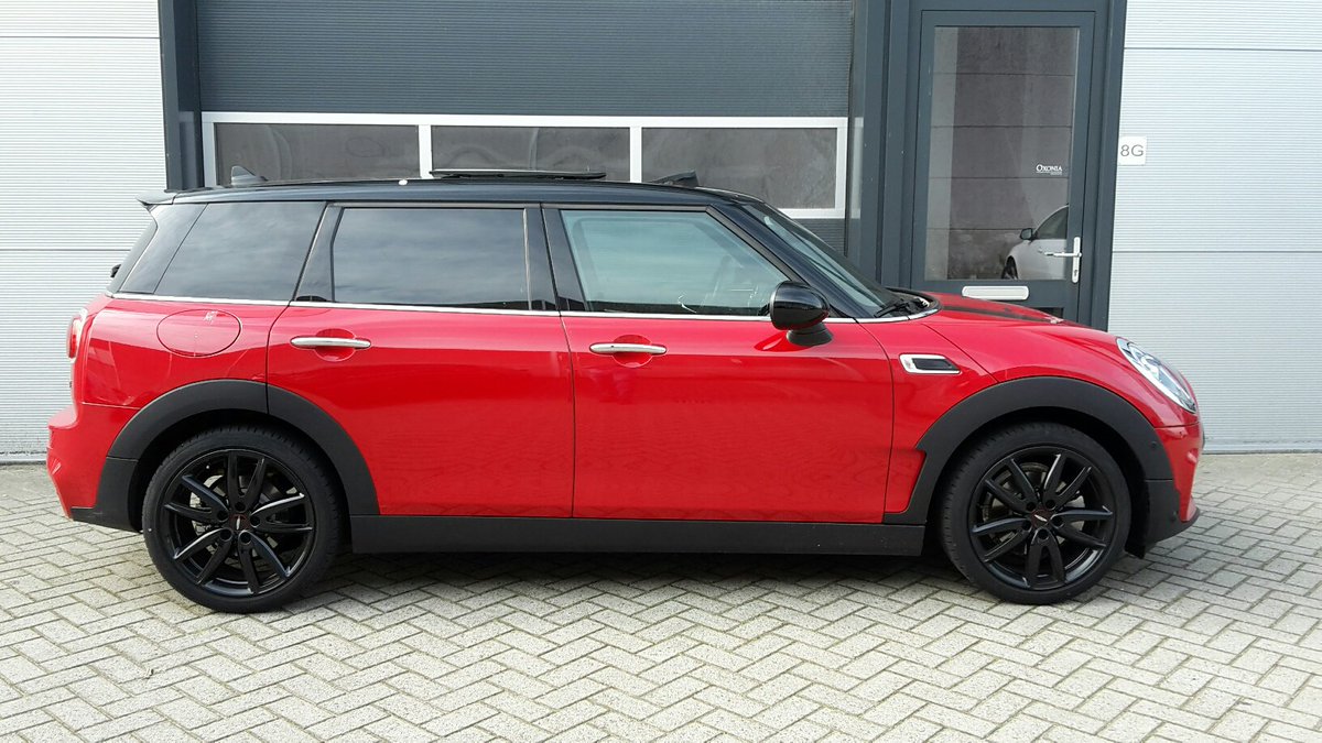oxonia's tweet image. altijd al #MINI willen rijden? Wij kunnen jong gebruikte auto's en ook een #clubman snel inzetten. Interesse, stuur een dm.