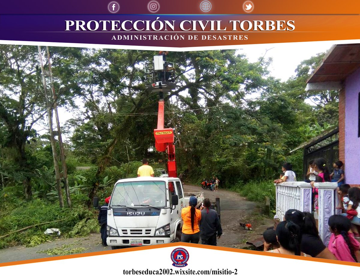 PCTORBES's tweet photo. Continúan las labores de mitigacion de riesgo durante la temporada de lluvias 2018. gracias al apoyo de @Barrio_Tricolor, del alcalde del Mpio @ROBERTOLOBOT . Todos preparados.
@MIJPVenezuela
@PCMerida_Ncnal @PCivil_Ve @PCivilTachira @VGRPC https://t.co/hmDBAMTWRj