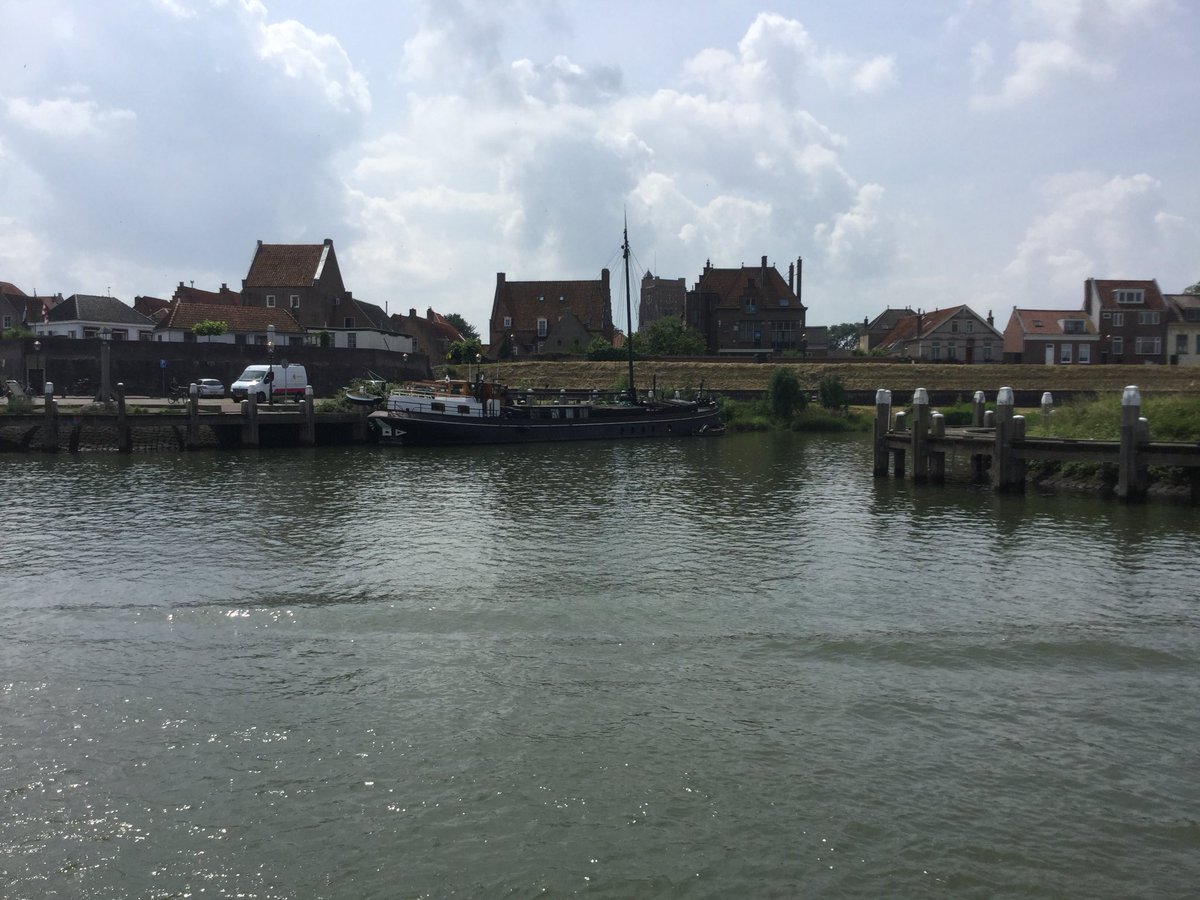 Vanmiddag op voor @christenie eigen wijze afscheid genomen van collega @bvchristenunie wethouders uit regio zuid en west in @gmteWoudrichem thema: #goedvoorbereidzijn