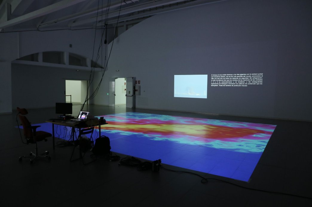 LABoral's tweet photo. #LABexposición >> LA ZONA
Instalación artística interactiva
INAUGURACIÓN 22 JUN | 19.30 h.

#LaZona presenta elementos del territorio afectado por las consecuencias del accidente radiológico de Japón y... ¿Cuál fue la respuesta por parte de la ciudadanía?
https://t.co/EkiSnvtfe8 https://t.co/NPzQI1Xzg0