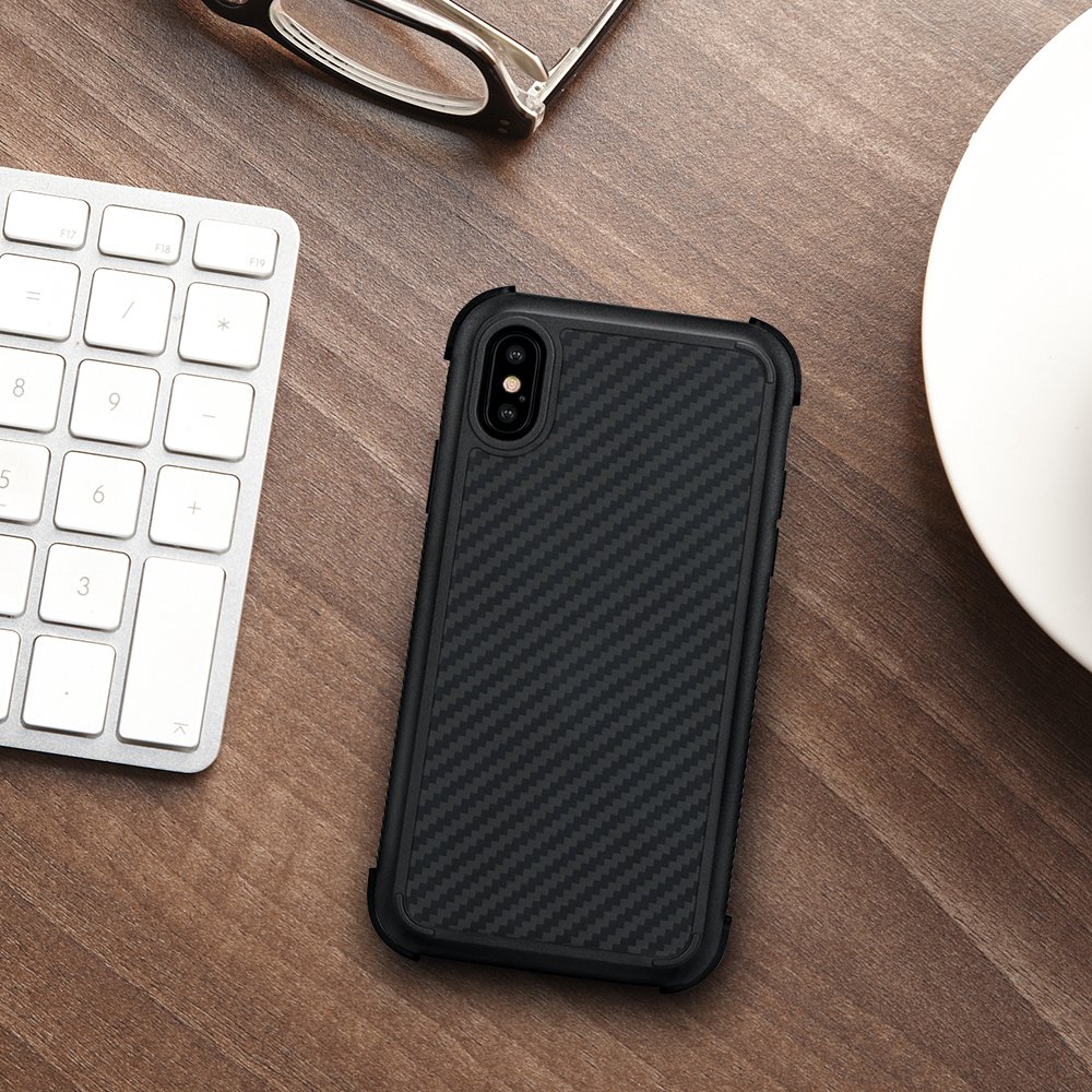 PitakaGallery's tweet image. Upgrade the protection for your father&apos;s phone this #FathersDay: buff.ly/2sF8Nws                   #MagCasePro #everydaycarry #pitaka