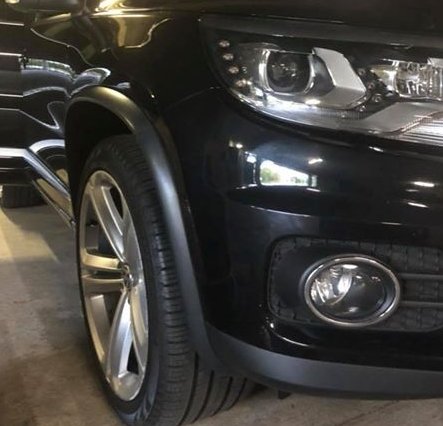 Lamin_X's tweet photo. Use Lamin-x to smoke/black out your side and rear markers! Here's some before and after shots from one of our recent customers. #laminx https://t.co/e8aBIdUKID