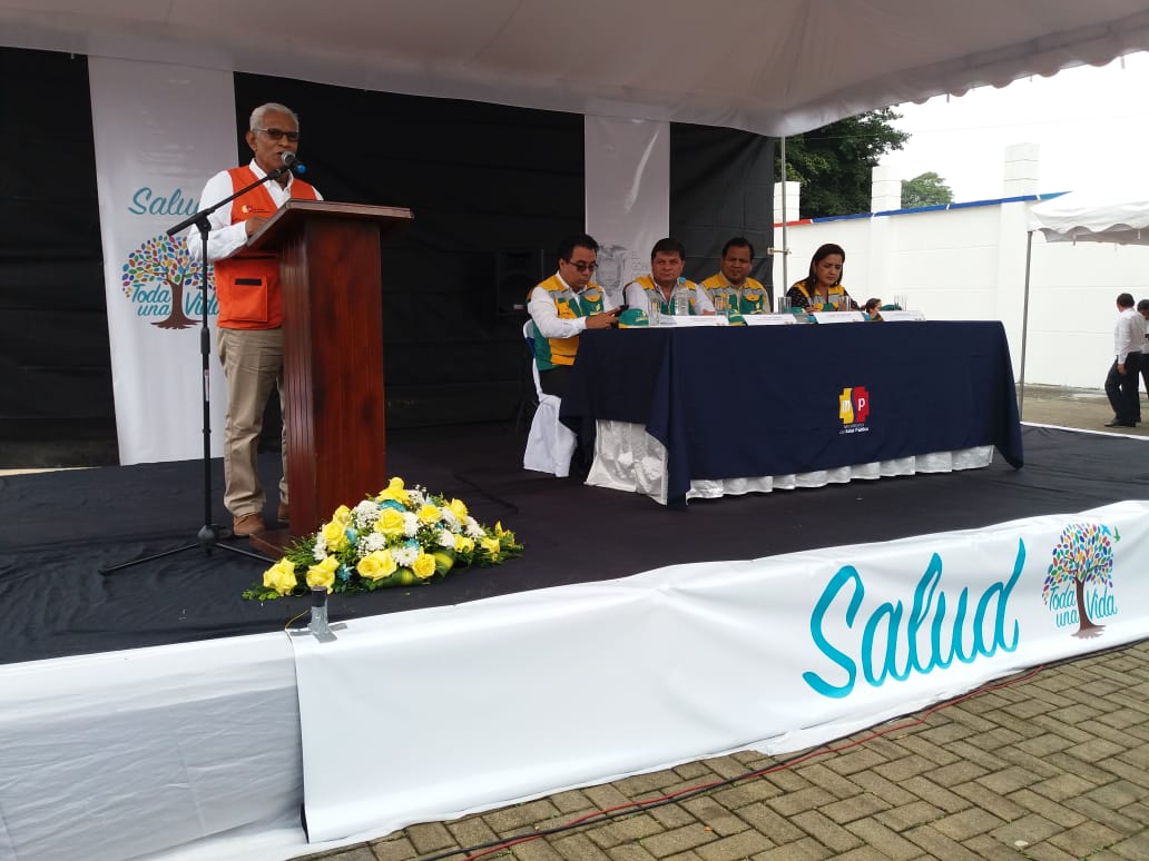 DPManabiSalud's tweet photo. "Con el #MédicoDelBarrio tenemos la oportunidad de como comunidad trabajar en conjunto para identificar y erradicar los males que asocian a nuestro pueblo", Luis Buitrón, Presidente del Comité Ciudadano Local de Salud. https://t.co/XxxyguAiby
