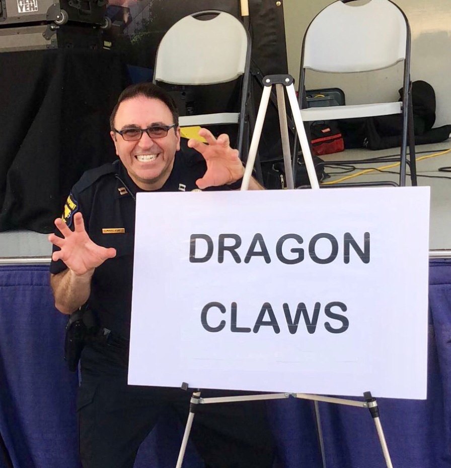 HighPointPolice's tweet photo. Vote, vote, vote don't forget to go to https://t.co/1p2c6TNVzp and vote for your favorite name ”Dragon Claws” We already have the perfect mascot! @HPproBaseball #HPPD #highpointbaseball
#dragonclaws
#HPdragonclaws
#ballandclawfootfurniture
#copnamedateam
#nametheteam https://t.co/OtTIea70eI