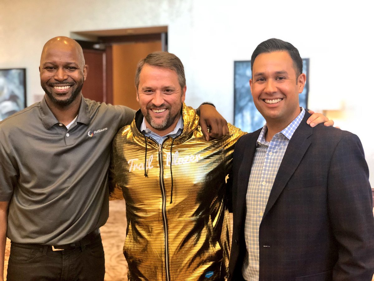 hectorperezjr's tweet photo. So great to hang out with @iamweldon and @SheldonSimm at @Texas_Dreamin this year. Sheldon you are an inspiration to all veterans and Jonathan, thank you for all your @merivistx support 🙌🏻
#txd18 #vetforce #merivistx https://t.co/4WOe85n5Hg
