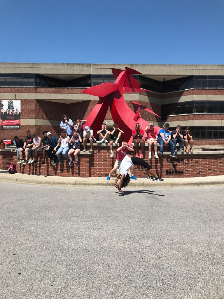DDalmatians's tweet photo. UofL is FLIPPING awesome ‼️🤘🏼

#cardinalchallenge18 https://t.co/ca6FZpZZjj