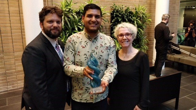 SocieteLogique's tweet photo. Bravo à @MTL_Ville de Montréal et à l' #INLB pour avoir remporté le prix de la Sécurité routière lors du Gala des Grands Prix d'excellence en #transport de l' @AQTransports hier avec le Projet de recherche sur la rue partagée universellement #accessible https://t.co/zTgKZGnP7f 🎉 https://t.co/jNwddSUpeo