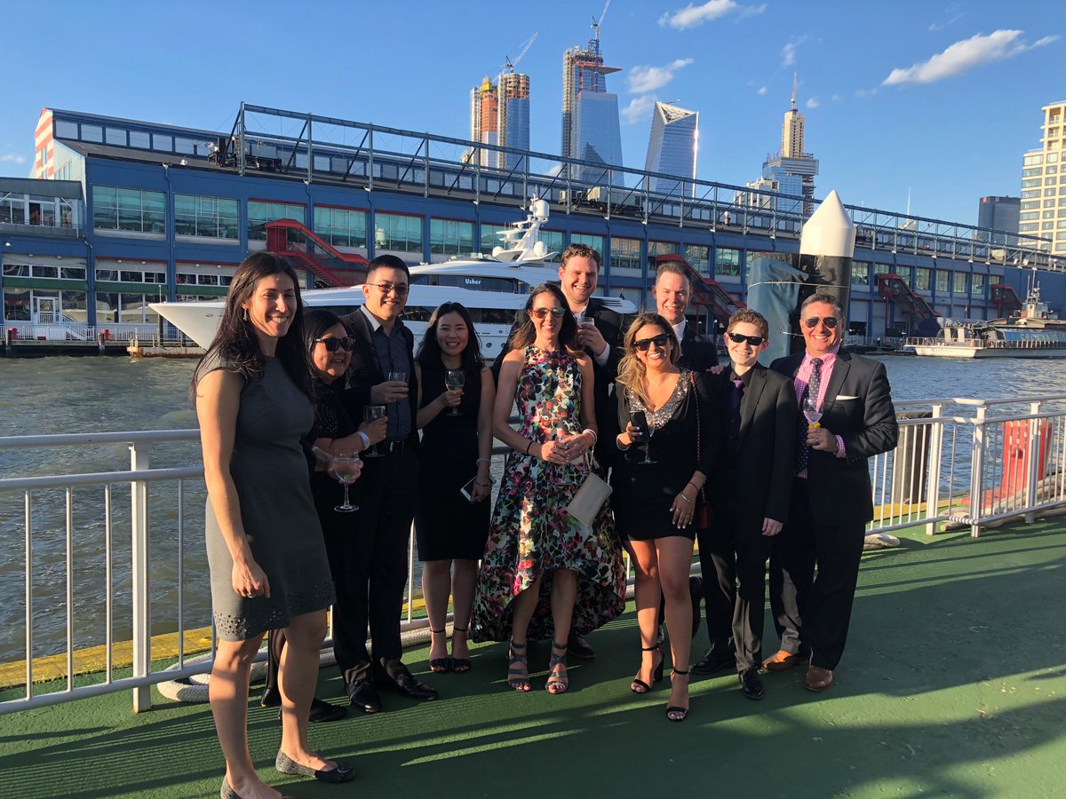 lbxnyc's tweet photo. The LightBox Team last night having a great time at the 50th Lumen Awards.  #lumenawards  #lighting #lightingdesign https://t.co/MNz9kwSwJ6