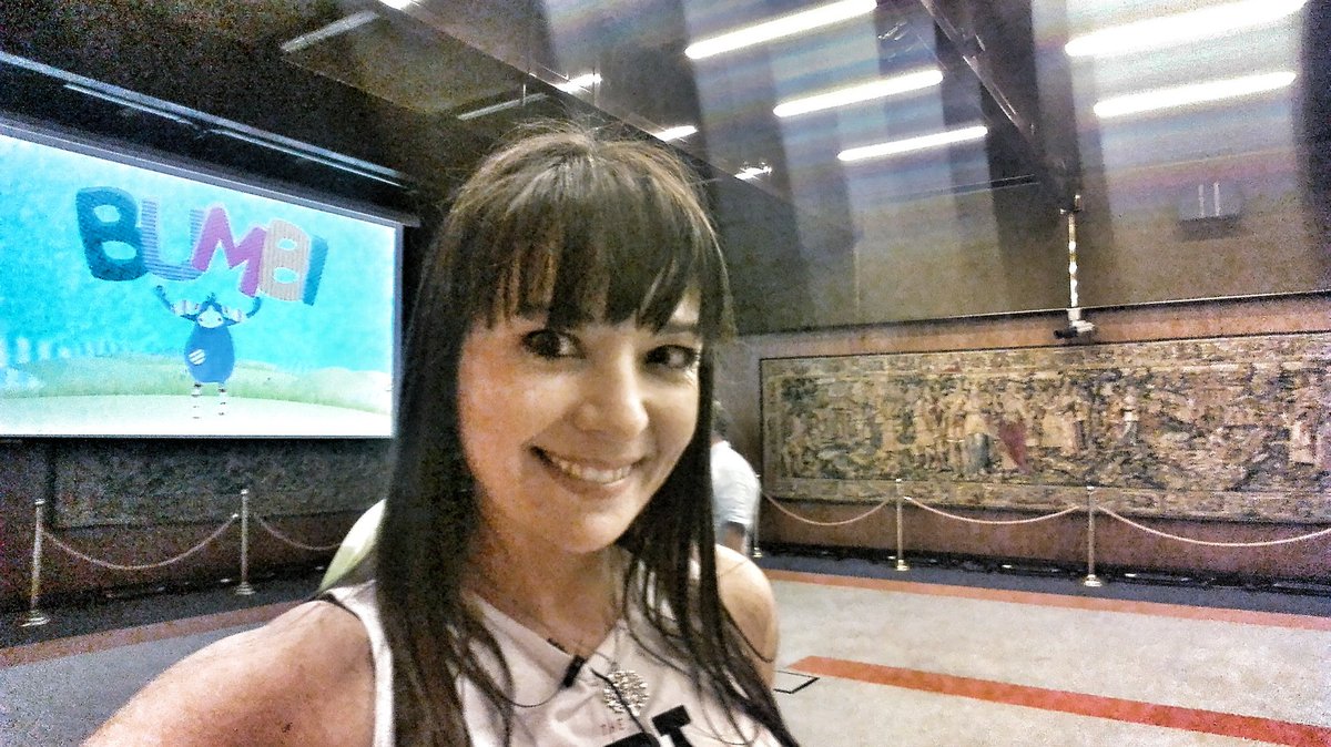 marilen_art's tweet photo. Bella soddisfazione! Sala degli arazzi Roma sede Mazzini #bumbi #rai #viamazzini #rome #salah #degli #arazzi #center #instarai #dance #raiyoyo #mussi #spettacolo #performance #day #bimborai #italy #tv_program #television #tv #instagram #backstage #marilenaravaioli #marilenart #l https://t.co/q418aLXONG