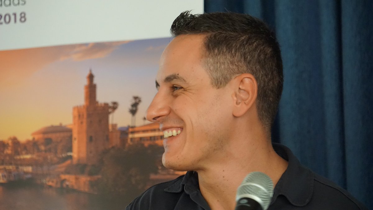 nachohmg's tweet photo. Mi charla con los veteranos en España: "Reflexiones tras muchos años implantando Odoo" en las #JornadasOdoo, DISFRUTA DEL VIAJE, que es lo que hacemos, grandes compañeros y ponentes @carlosliebana y @roberlizana. https://t.co/9Elfi1Fd9r
