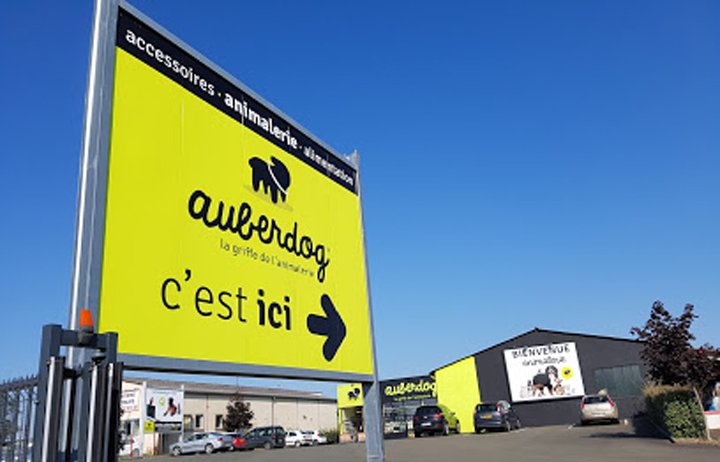 Nouveaux rayons, nouveaux produits !
Notre magasin Auberdog Le Mans (72) fait peau neuve et vous propose désormais encore plus d'accessoires pour #chien #chat #rongeur #reptile #poisson et #oiseau
Venez nous rendre visite avec votre animal ;)
► auberdog.com