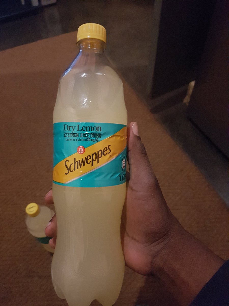 conification's tweet photo. now on one 1l my favorite #drylemon @CocaCola @CocaCola_ZA @SchweppesAfrica https://t.co/f68nDah9cI
