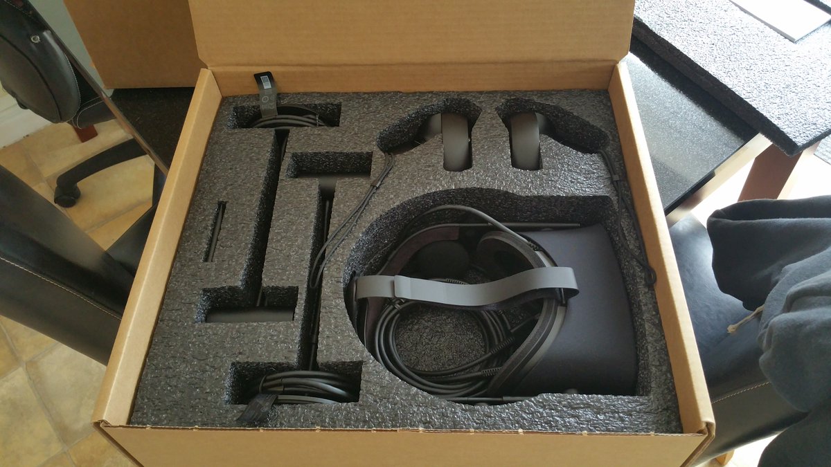 _LupusSolus's tweet photo. Got an Oculus care package today in the form an Oculus Start Development Kit! (Unboxing pictures below). If you are developing games or experiences for VR, check out the Oculus Start Program!

https://t.co/Hg4kd95Cbe
#OculusStart https://t.co/BGBJlc6N4T